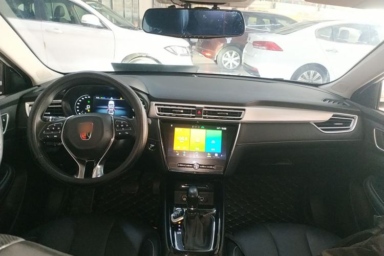 Used Roewe i5 2020 1.5L Automatic 4G Connect Luxury Flagship Edition
