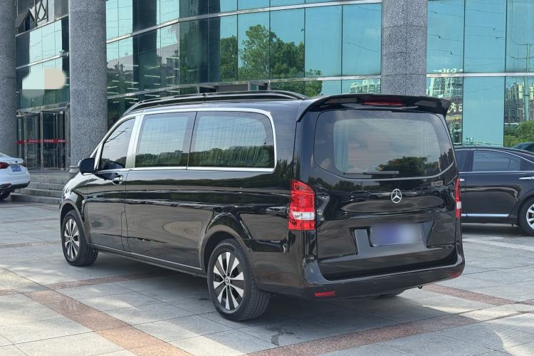 Used Mercedes-Benz Vito 2023 2.0T Elite Version 7 Seats
