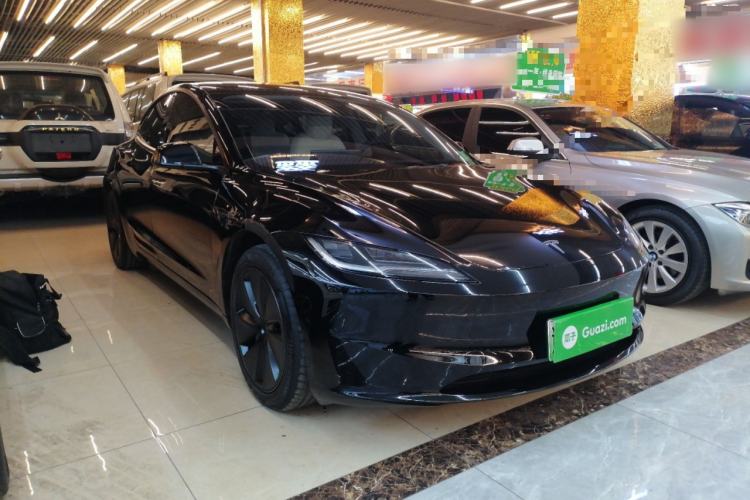 Used Tesla Model 3 2025 Rear-Wheel-Drive Version
