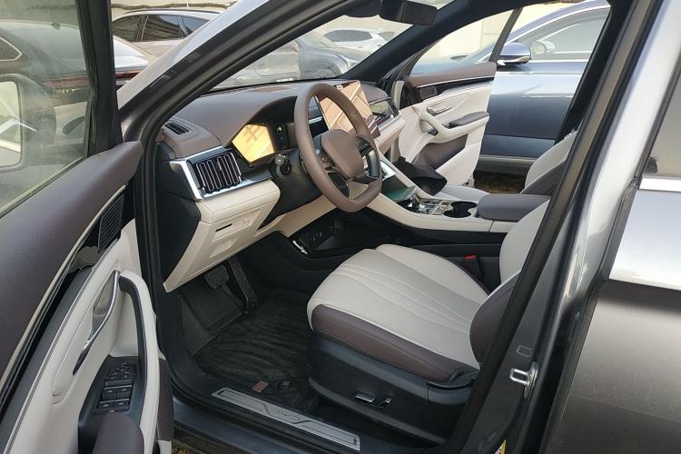 Used BYD Song PLUS New Energy 2025 DM-i Intelligent Driving 160KM Flagship Model
