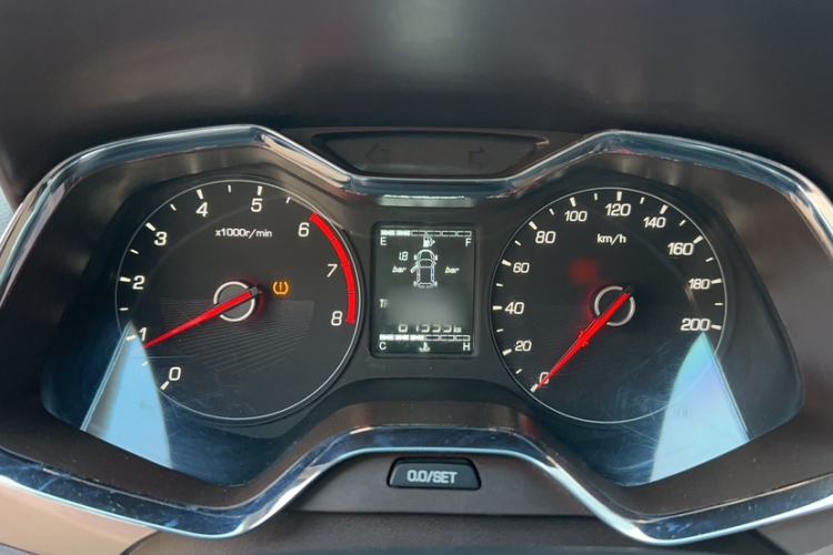 Used Baojun 310W 2017 1.5L Manual Fashion Model China V
