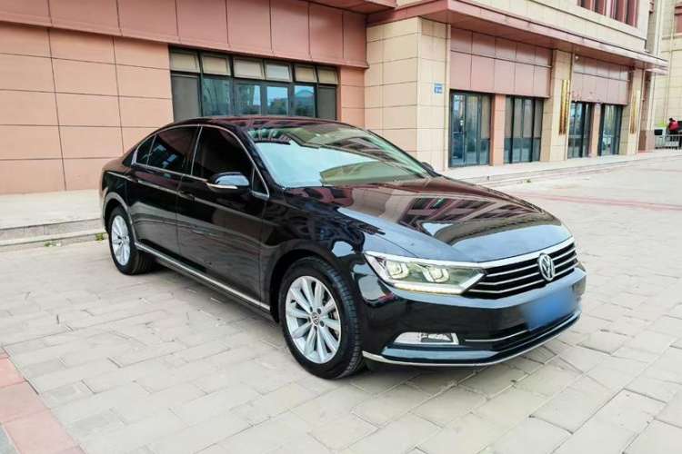 Used Volkswagen Magotan 2019 330TSI DSG Leading Edition China V Standard