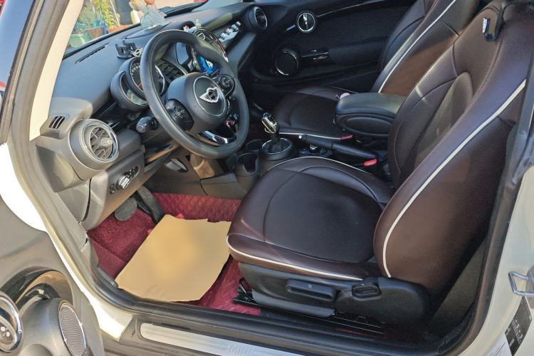 Used  MINI 2021 1.5T ONE PLUS
