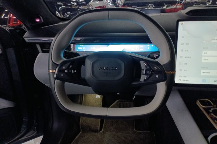 Used Lynk & Co Z10 2025 95 kWh 702 km All-Wheel Drive Intelligent Driving Ultra
