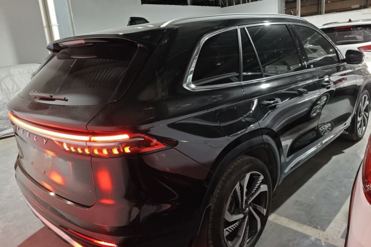 Used Geely Auto Monjaro L 2024 2.0TD High-Power Automatic Two-Wheel Drive Skyline Edition
