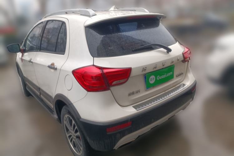 Used Haval H1 2015 1.5L Manual Luxury Model