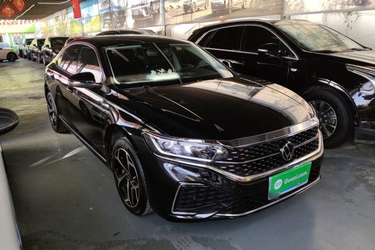 Used Volkswagen Passat 2024 330TSI Starry Elite Edition
