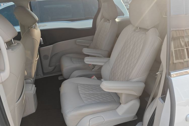 Used Buick GL8 2023 Land Executive Class Smart Enjoyment Model
