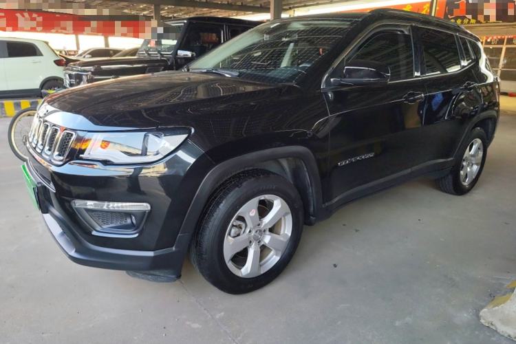 Used  Compass 2020 220T Automatic Leading Edition
