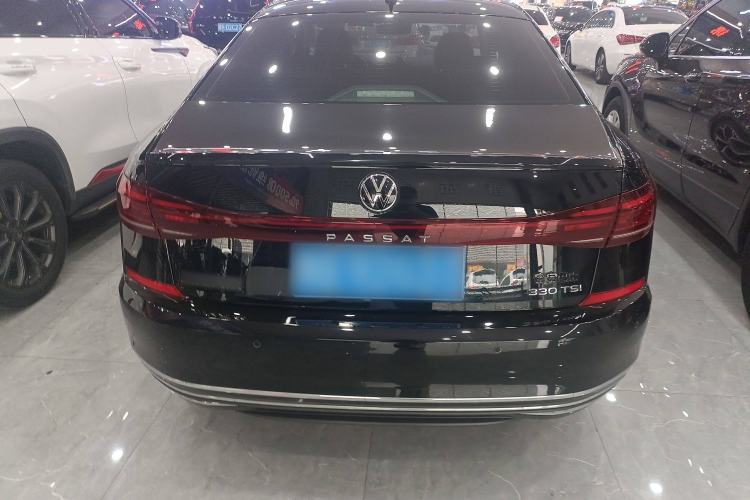 Used Volkswagen Passat 2023 330TSI Starry Elite Edition
