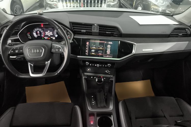 Used Audi Q3 2021 35 TFSI Fashion Dynamic Model