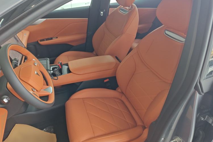 Used  S05 2024 200 Ultra Range-Extended Long-Range Version
