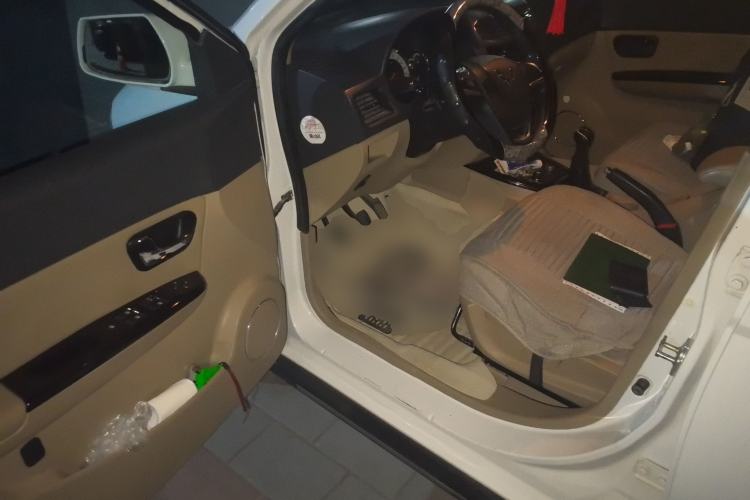 Used Wuling Hongguang 2014 1.5L S Luxury Model
