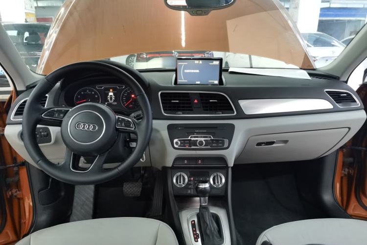Used Audi Q3 2015 30 TFSI Comfort Model
