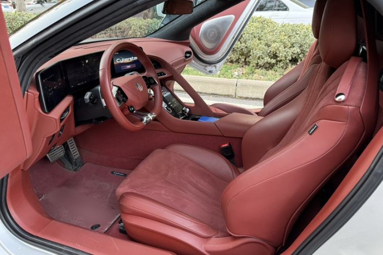 Used MG Cyberster 2024 520 km Legendary All-Wheel-Drive Version
