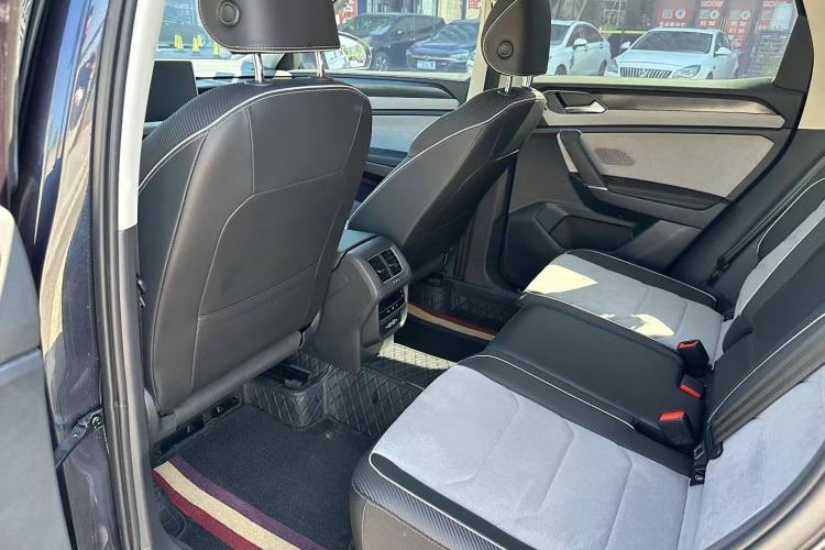 Used Volkswagen Tayron X 2023 330TSI Two-Wheel-Drive Prestige High-Energy Version
