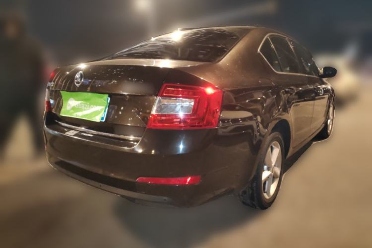 Used Skoda Octavia 2015 1.6L Automatic Yijun Edition
