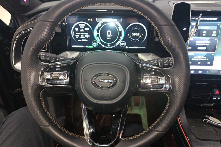 Used GAC Trumpchi GS8 2022 Double-Energy Series 2.0TM Two-Wheel Drive Prestige Edition (6 Seats)
