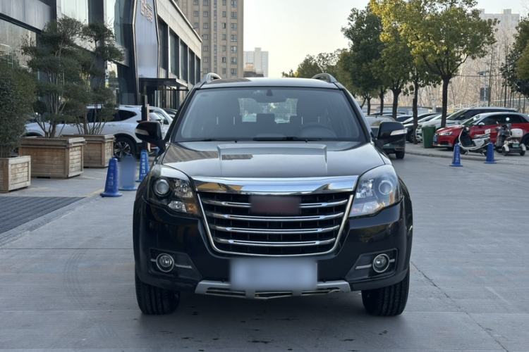 Used Haval H5 Classic 2015 2.0L Manual Two-Wheel Drive Entry-Level Trim
