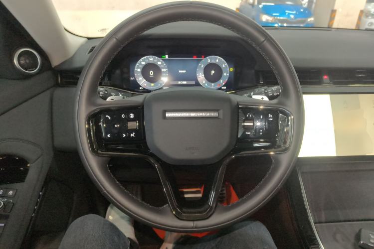 Used Land Rover Range Rover Evoque 2024 Aurora L 249 PS Prestige Light-Chasing Edition
