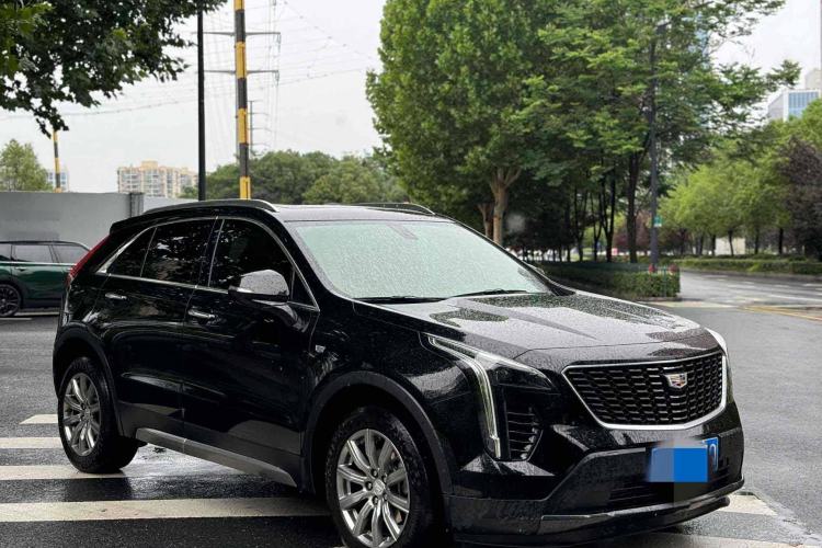 Used Cadillac XT4 2018 28T Two-Wheel Drive Leading Version
