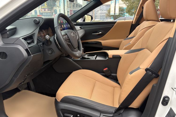 Used Lexus ES 2022 260 Excellence Edition
