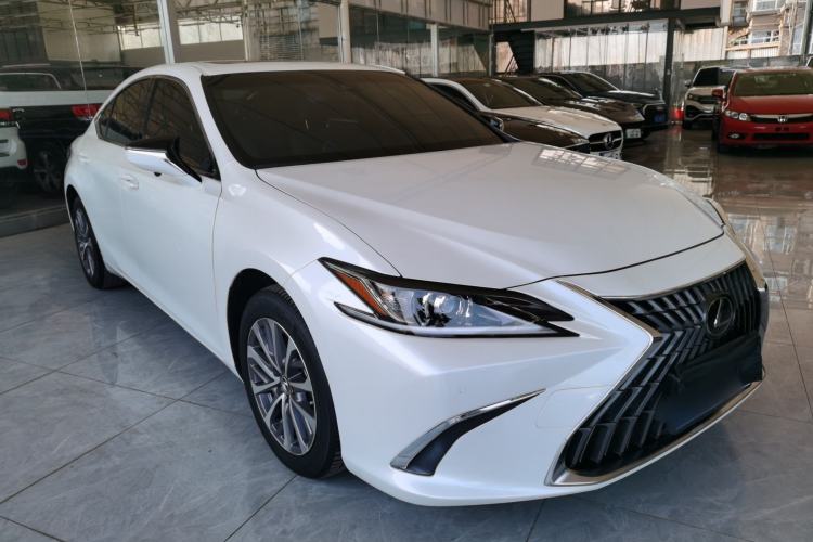 Used Lexus ES 2021 200 Excellence Edition
