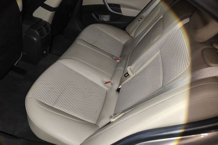 Used Buick Regal 2014 2.0L Leading Fashion Edition
