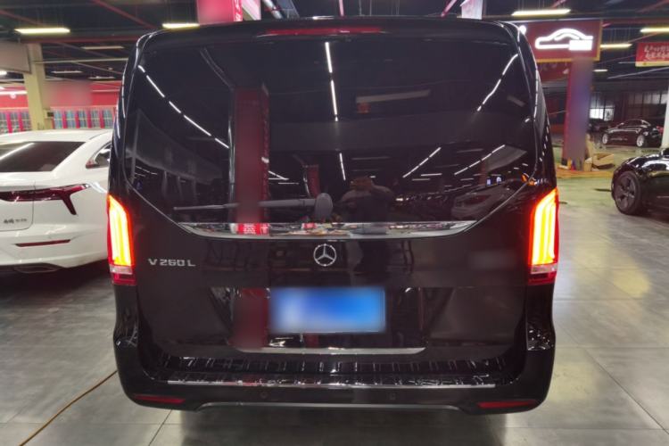 Used Mercedes-Benz V-Class 2020 V 260 L Long-wheelbase Luxury Edition