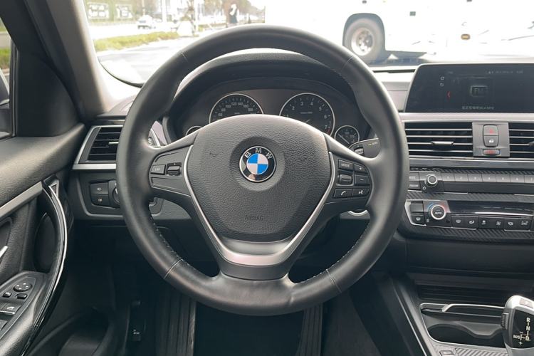 Used BMW 3 Series 2018 320Li Fashion Model
