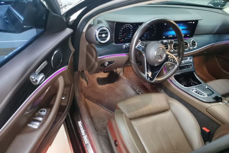 Used Mercedes-Benz E-Class 2023 Facelift E 260 L
