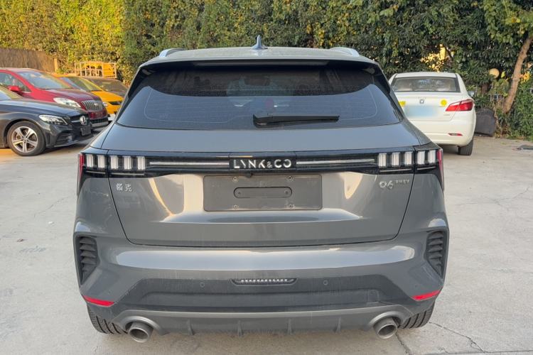 Used Lynk & Co 06 EM-P 2022 PHEV 84 km Range Pro Version
