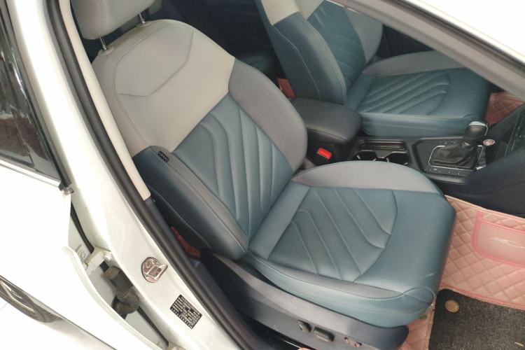 Used Volkswagen Tharu 2023 300TSI Two-Wheel-Drive Full Moon Edition
