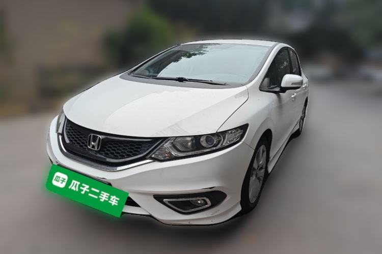 Used Honda Jade 2013 1.8L automatic Comfort version 5 seats