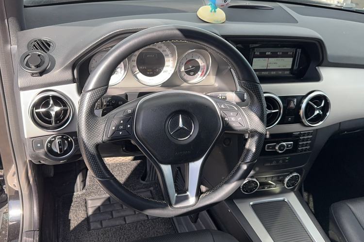 Used Mercedes-Benz GLK-Class 2014 GLK 260 4MATIC Dynamic Model