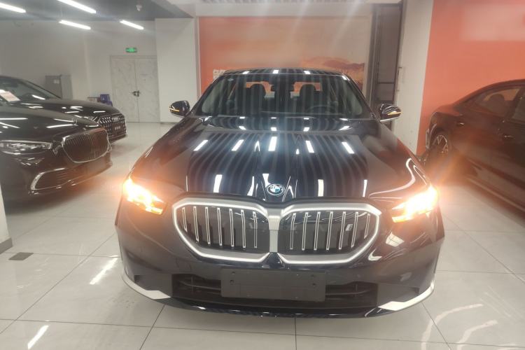 Used BMW i5 2024 eDrive 35L Prestige Luxury Package