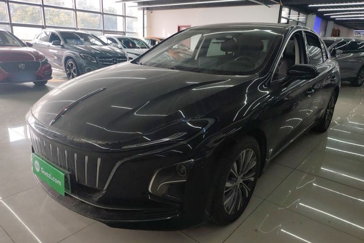 Used Hongqi E-QM5 2022 431 km Charge & Enjoy Edition