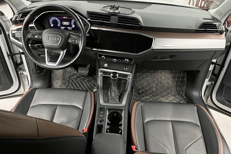 Used Audi Q3 2019 35 TFSI Fashionable and Elegant Model
