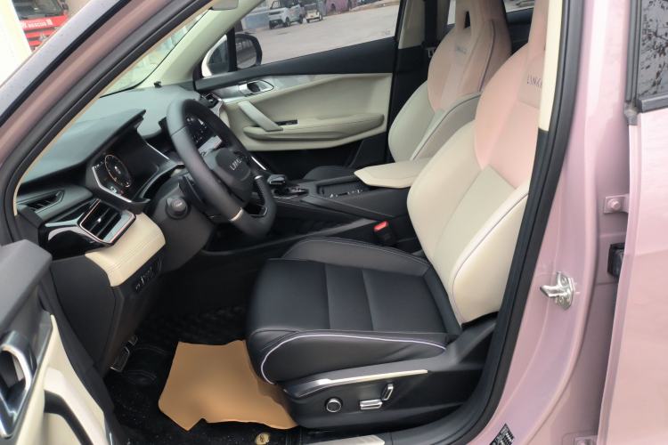 Used Lynk & Co 06 2021 1.5T Shero Pink Special Edition