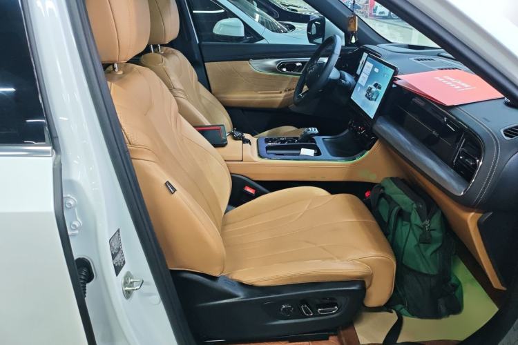 Used GAC Trumpchi ES9 2024 PHEV with 143 km Max