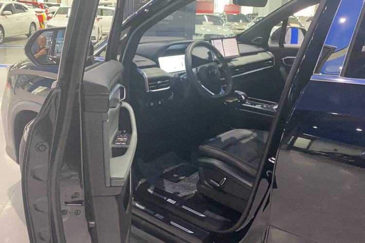 Used Geely Auto Haoyue L 2023 2.0T DCT Prestige Edition
