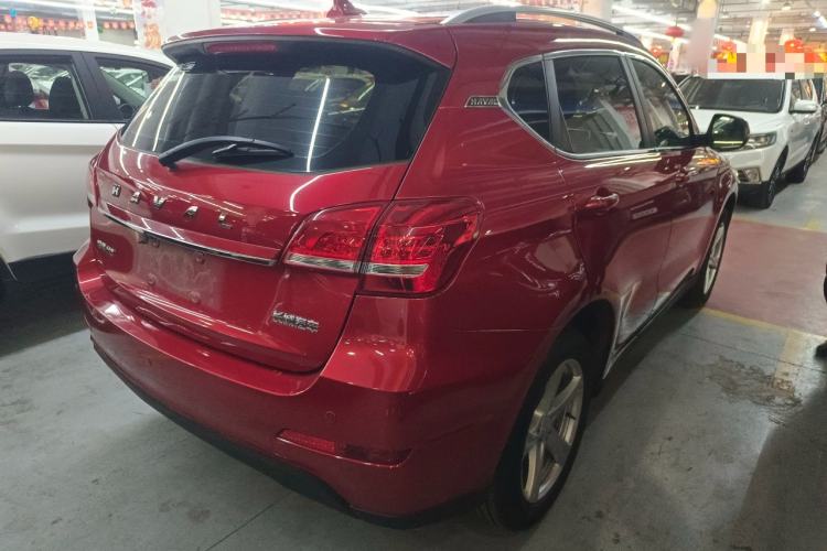 Used Haval H2 2018 Chuanxiang Edition 1.5T Dual-Clutch Two-Wheel Drive Fashion Model China V Standard
