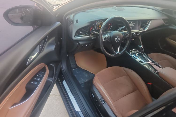 Used Buick Regal 2017 28T Prestige Model
