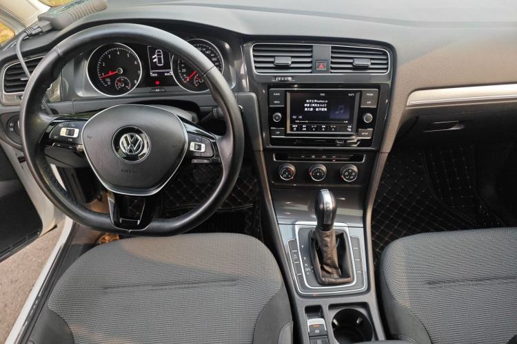 Used Volkswagen Golf 2018 230TSI Automatic Comfort Model