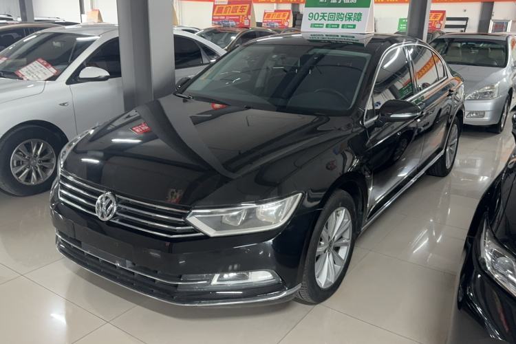 Used Volkswagen Magotan 2018 330TSI DSG Advanced Model
