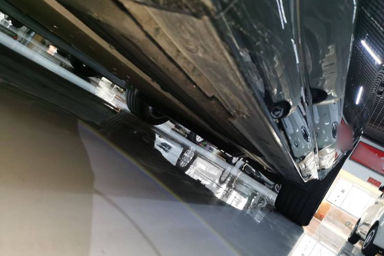 Used Li Auto L8 2023 Pro Model
