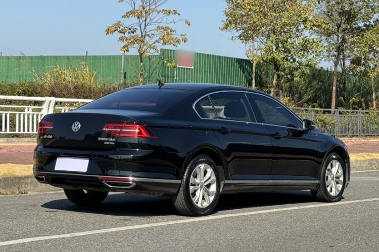 Used Volkswagen Magotan 2019 330TSI DSG Luxury Version China VI Standard
