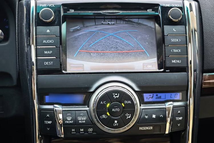 Used Toyota Reiz 2013 2.5V Shangrui Navigation Edition
