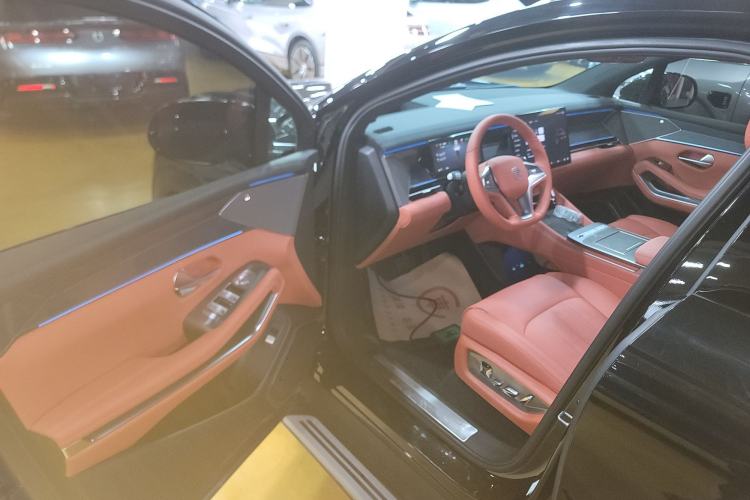 Used BYD Tang L 2025 EV 670KM LiDAR Flagship Version
