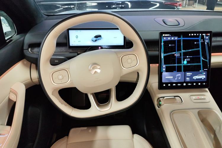 Used Nio ES6 2023 75 kWh
